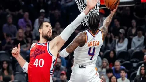 [NBA]哈登精准传球助祖巴茨轻松扣篮